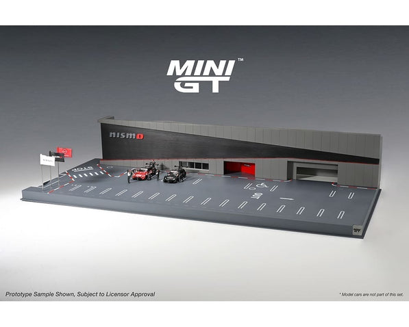 Mini GT 1:64 Diorama Nissan Motorsports Nismo Operation